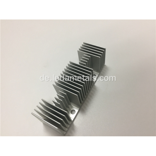 Extrudierte Flossenheizkühlung für LED -Licht -Aluminium -Extrusion